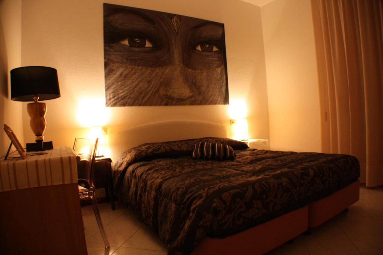 Hotel Julia Llido Degli Estensi Quarto foto